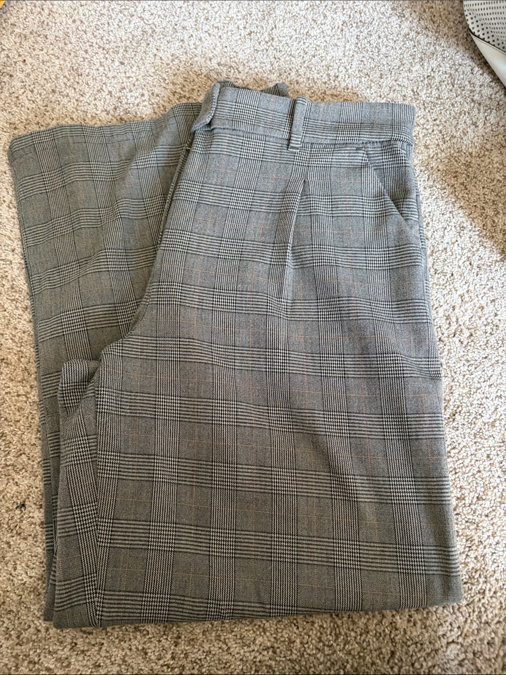American Eagle Outfitters Gray Glen Plaid Trousers with Subtle Tan Windowpane